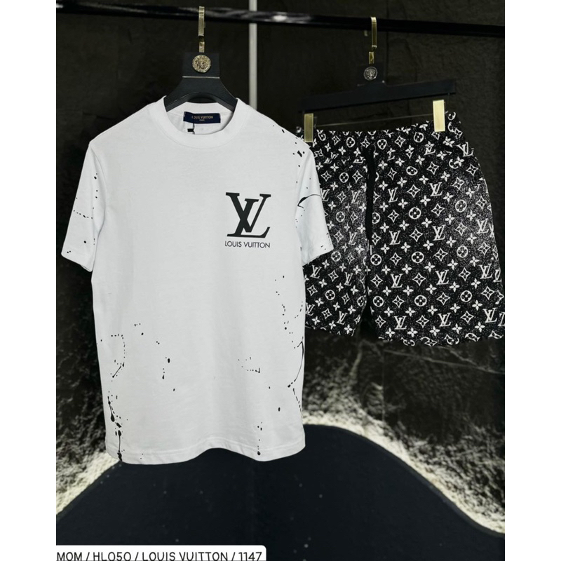 Áo Phông Nam Tay ngắn in hoạ tiết Lv vẩy sơn Chất Thun Cotton 4 chiều mềm mịn thoáng mát giá học sinh