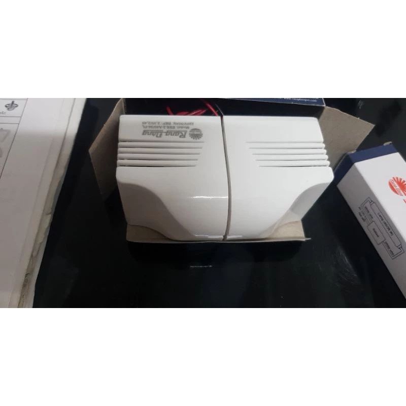 Chấn lưu điện tử dùng cho bóng tuýp huỳnh quang 0,6m và 1,2m