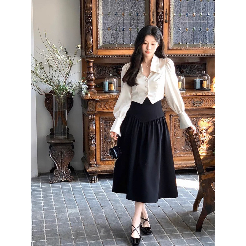 Set Áo Sơ Mi Dài Tay Cúc Ngọc Phối Chân Váy Kaki Dáng Dài Xoè Phong Cách Lịch Sự Sang Trọng