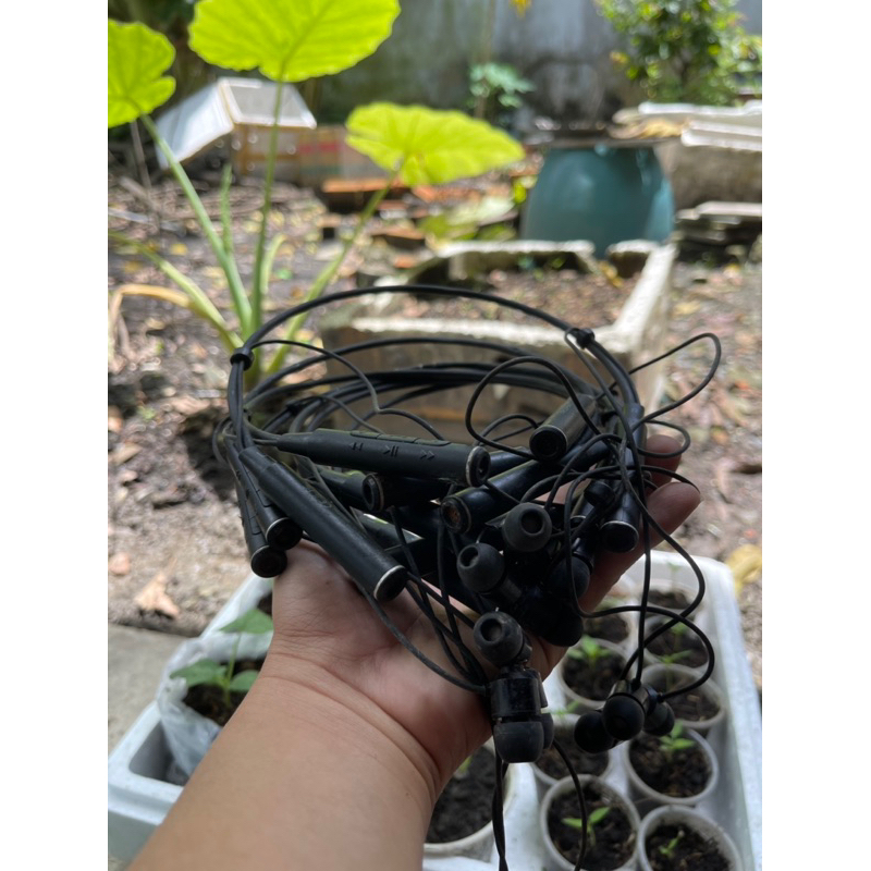 Combo 3 xác Tai nghe bluetooth Roman Z6000s  tai nghe hư - lỗi