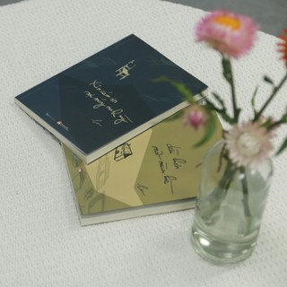 Sách Az - Dài Hơn Một Mùa Hè ( Tặng Kèm Bookmark )