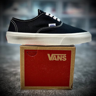 Giày thể thao nam nữ Vans Vault Classic