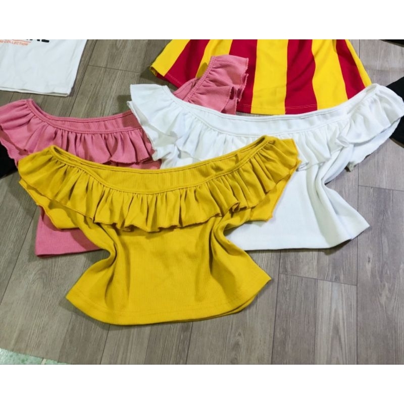 Áo bẹt vai croptop