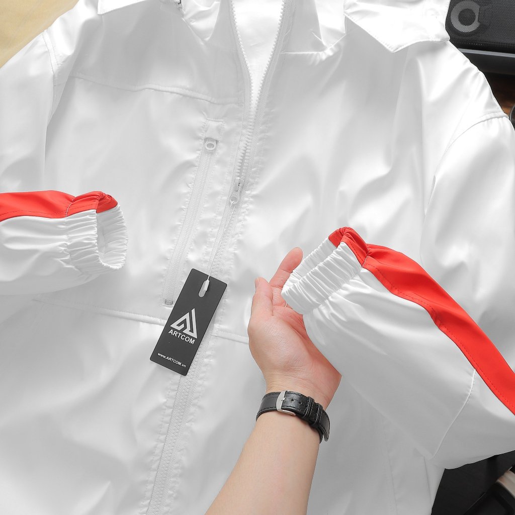 Áo khoác dù FINLEY ARTCOM Uniex  nam nữ form oversize được may 2 lớp dày dặn chống thấm phong cách trẻ trung năng động.
