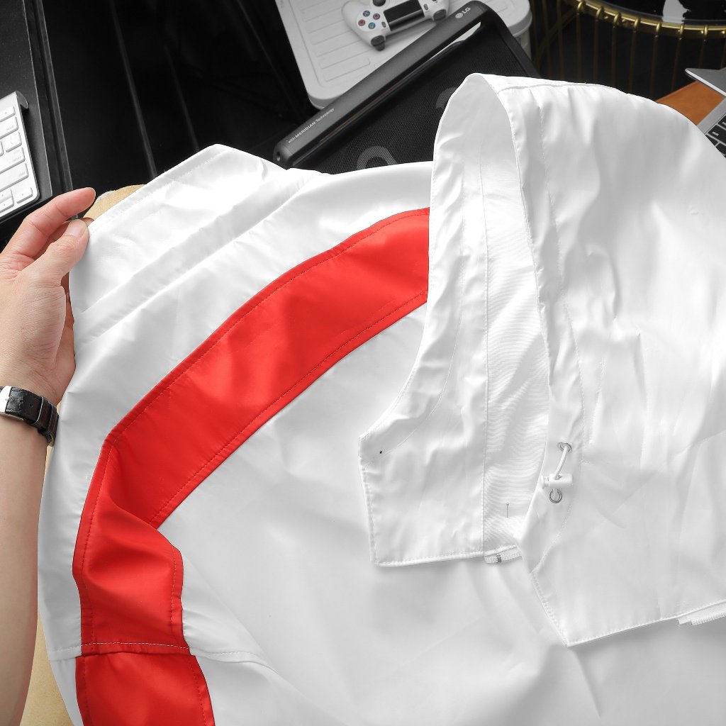 Áo khoác dù FINLEY ARTCOM Uniex  nam nữ form oversize được may 2 lớp dày dặn chống thấm phong cách trẻ trung năng động.