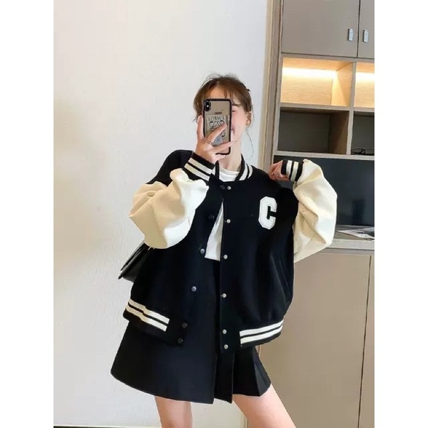 Áo bomber thêu chữ C unisex form rộng nam nữ tay bồng kiểu dáng bóng chày cá tính TONGKHOSI