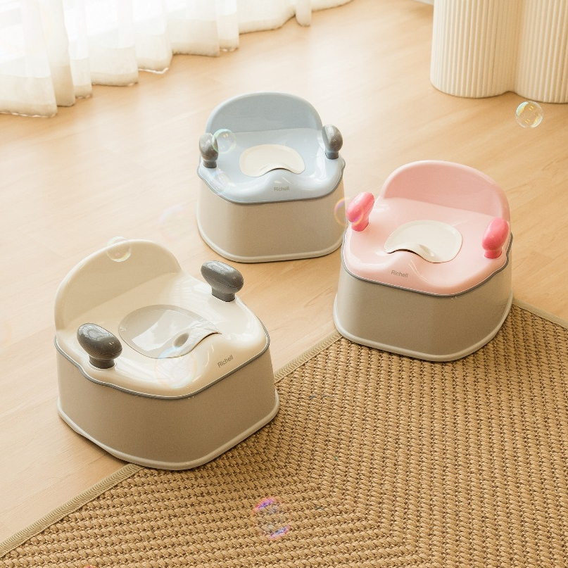 Bô vệ sinh và bệ lót thu nhỏ bồn cầu Richell Nhật Bản chất liệu kháng khuẩn có tay vịn cho bé | Baby