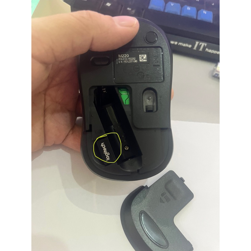 CHUỘT KHÔNG DÂY LOGITECH M220 bảo hành 12 tháng +tặng kèm pin