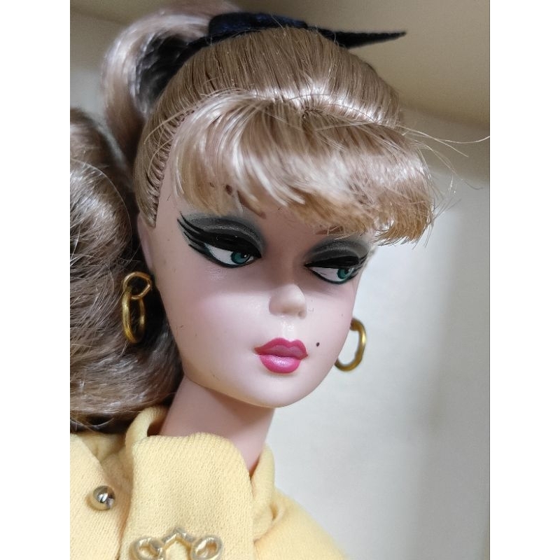 Búp bê barbie Silkstone Secretary