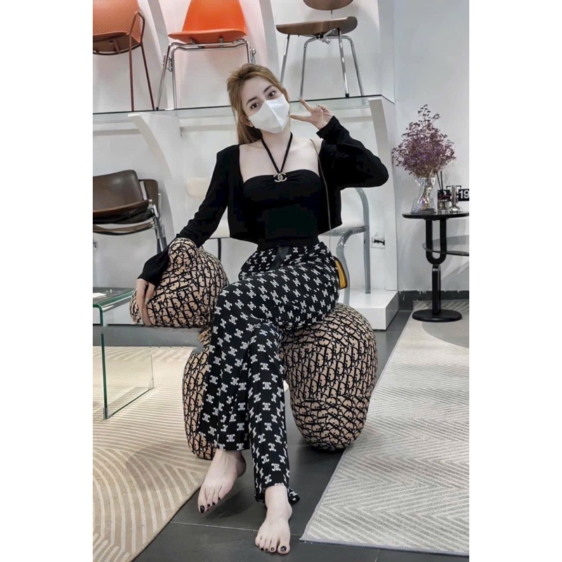 Set 3 món áo croptop kèm tag gài áo khoác và quần suông họa tiết