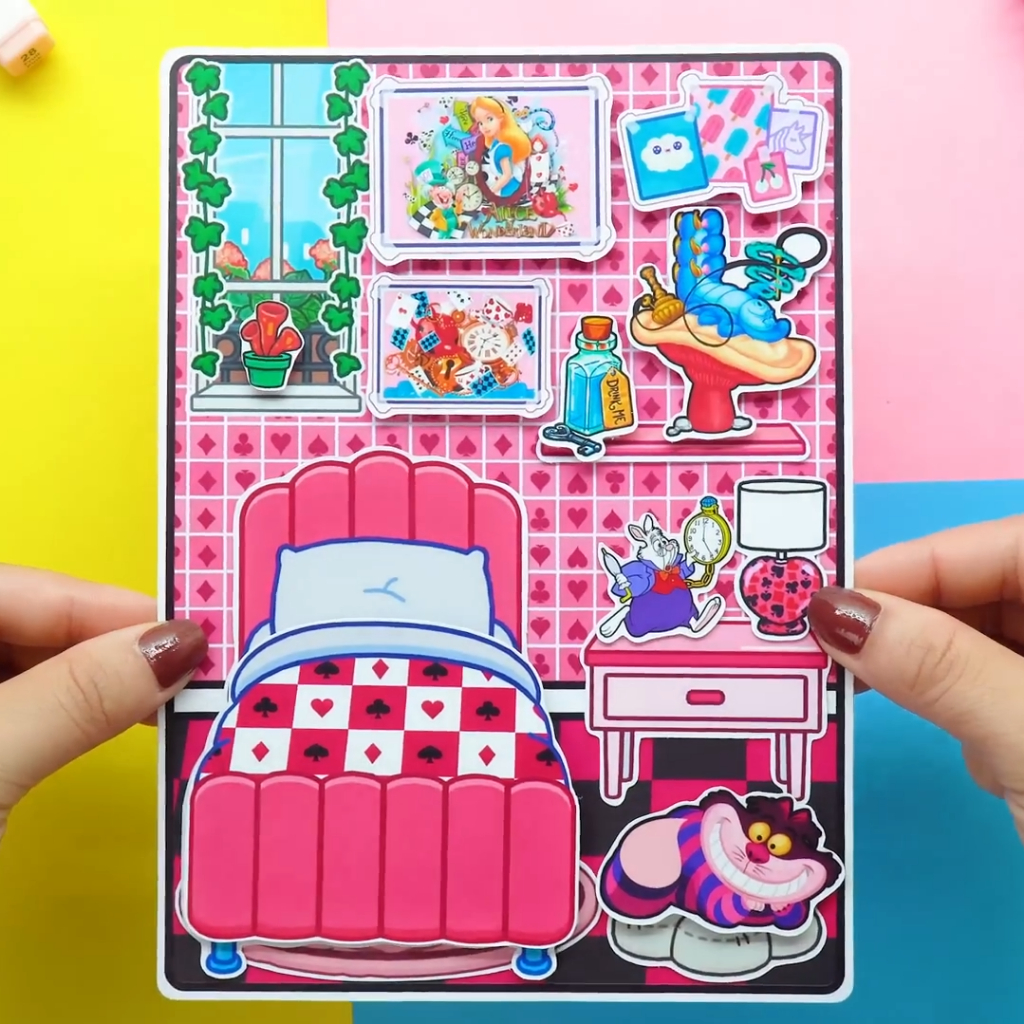 Học Liệu Toca Alice Quite Book , Đồ chơi bóc dán , đồ chơi thông minh