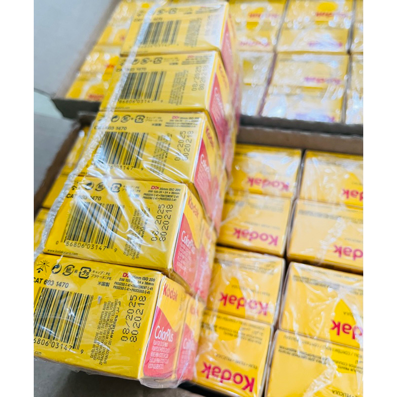 Film Kodak 200 Kodak Colorplus 200 36exp date 08/2025 film 35mm