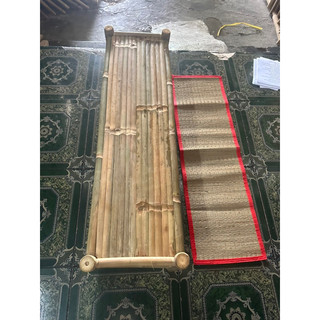Ghế tre dài kèm chiếu lót(kt ngang30cm dài 1m cao30cm)
