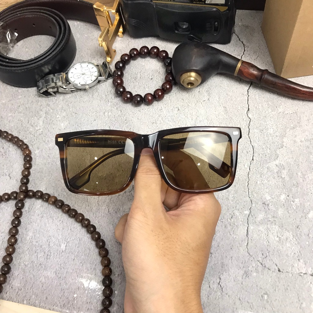 Kính mát Hugo Boos sản xuất tại Đức tròng nâu trà đi ban ngày và ban đêm. Kính Unisex dành cho cả nam và nữ