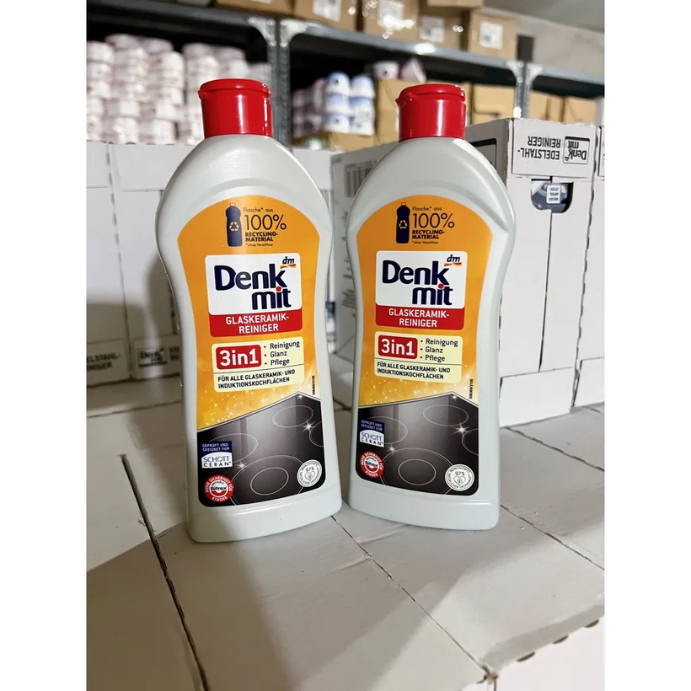 Dung dịch vệ sinh bếp DENKMIT 3in1 làm sạch vết bám trên bàn bếp, mặt bếp gas