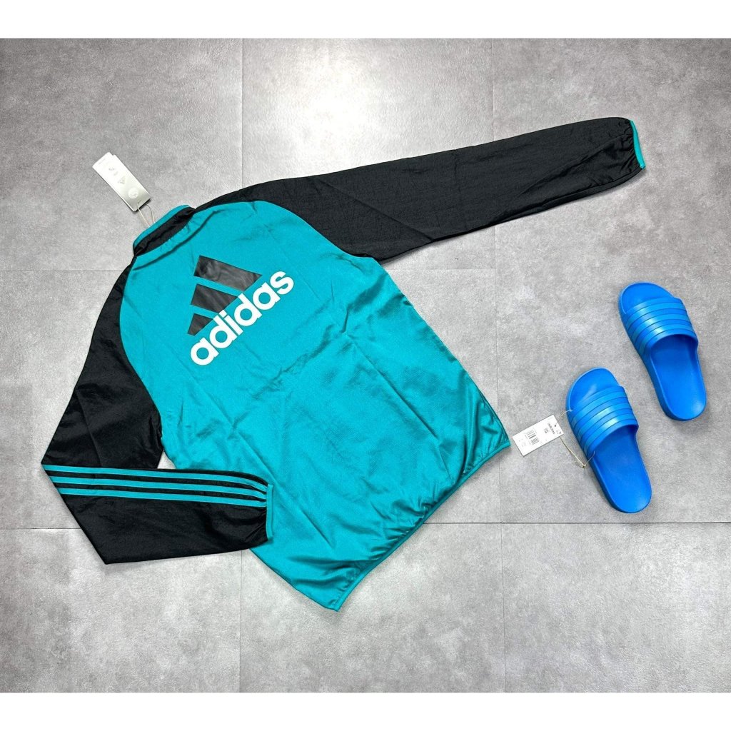 Adidas Real Madrid Jacket chỉ duy nhất size M á