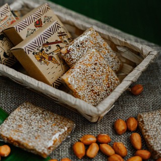 Kẹo Mè Xửng Đặc sản Huế