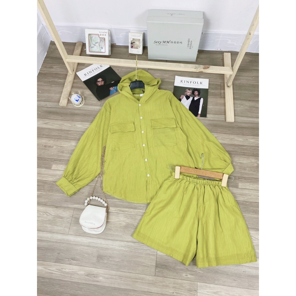 Sét sơ mi đũi nhăn 2 túi hộp có mũ cực xinh  dành cho các nàng 🎉🎉🎉🎉