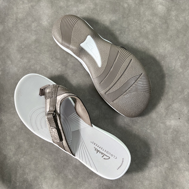 CHÍNH HÃNG Dép clarks quai da nâu lot xám nhạt