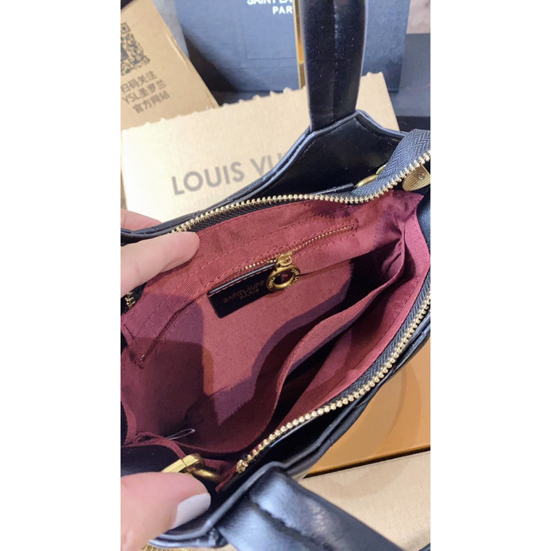 Túi Cầm Tay Chư Y Size 20 ô Trám Da Mềm Mịn kèm dây đeo chéo  cực xinh hàng cao cấp 2 bocx nam châm nguyên siu luôn