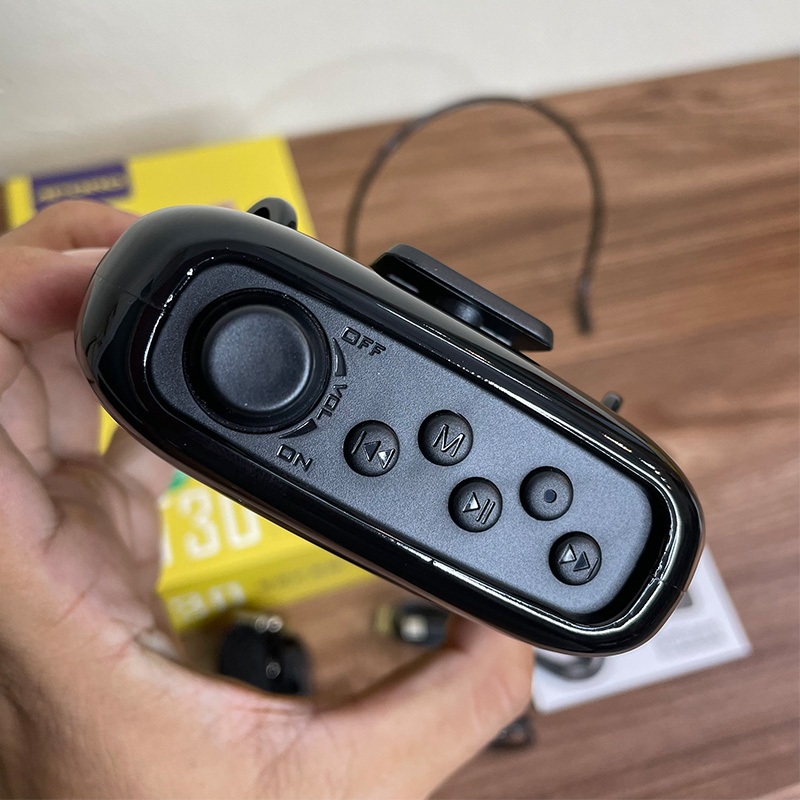 Máy trợ giảng không dây Aporo T30 dòng mic sóng 2.4g xuyên tường - Bluetooth V5.0 - USB - Thẻ nhớ TF - Đài FM - Cổng AUX