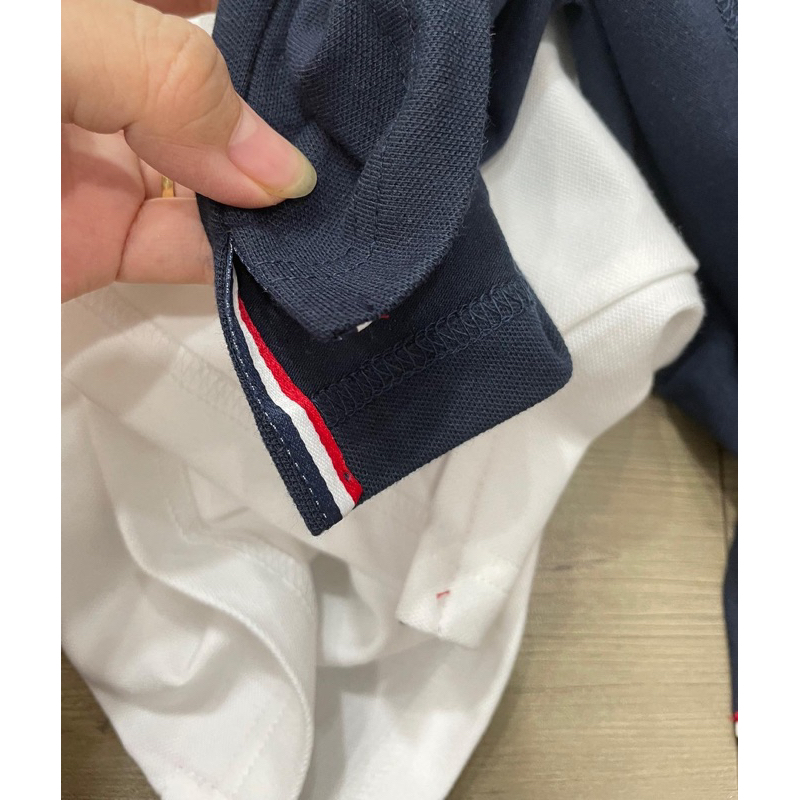 Áo polo cổ bẻ thêu logo TM