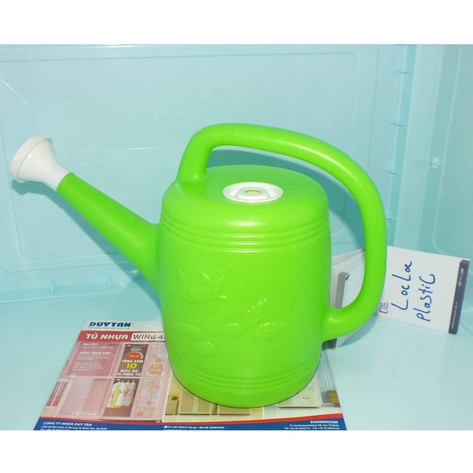 bình tưới cây nhựa 5l
