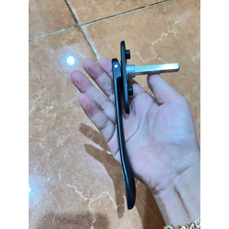 Tay nắm cửa xếp trượt