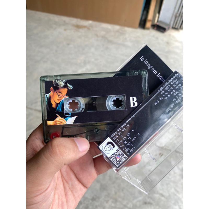 Vũ. Awesome Mix Tape