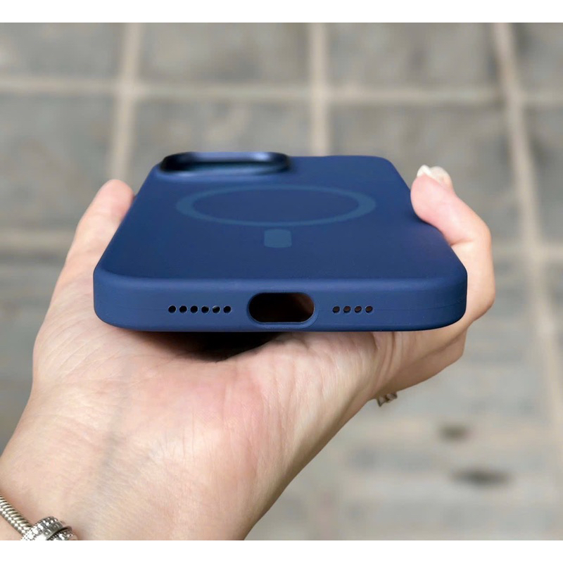 Ốp lưng MUTURAL chống bẩn hỗ trợ sạc không dây Iphone 15 Pro, 15 Pro Max, 15 Plus lót nỉ hàng chính hãng siêu đẹp