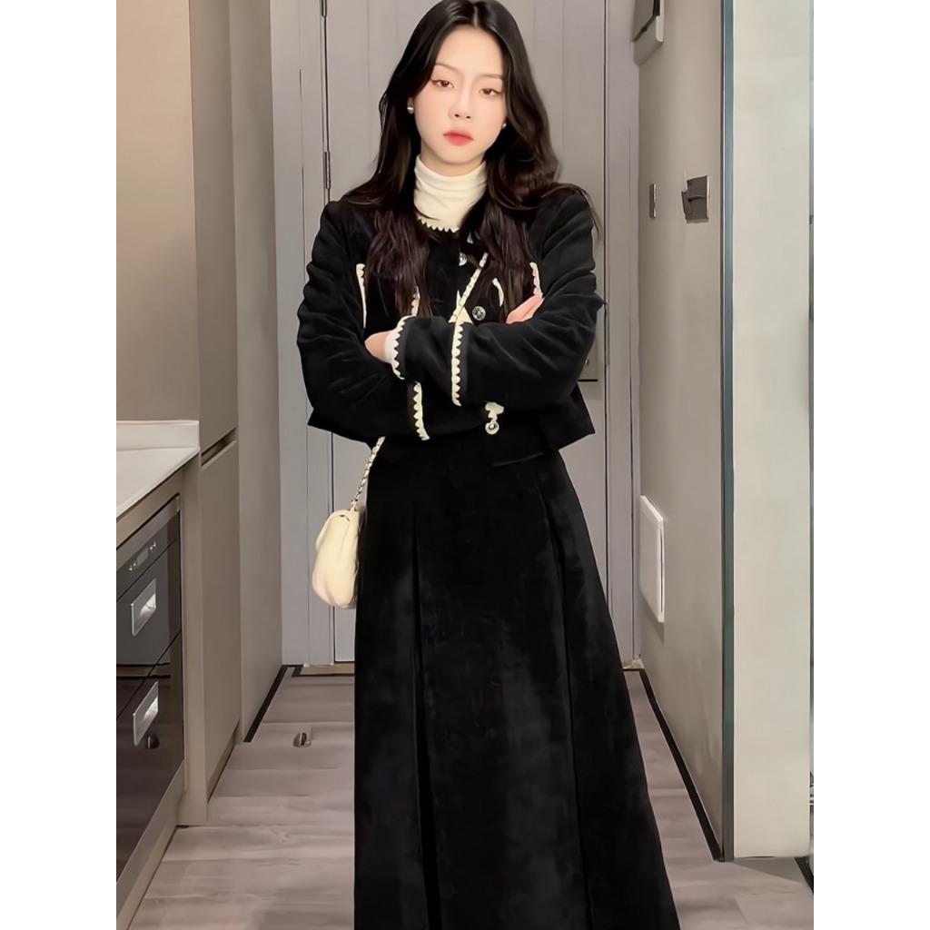 Sét nhung đen chân váy dài 🌸🌸🌸Sét đồ vừa lịch sự vừa tôn dáng lại vô cùng ấm áp