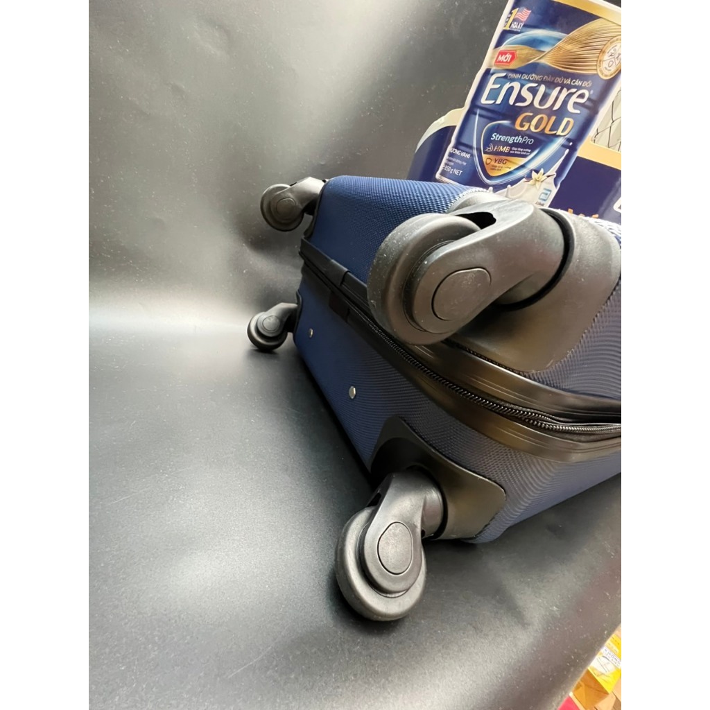 SALE OFF - Vali du lịch 20inch LTZ6158BLU-ENS – quà tặng sữa Ensure