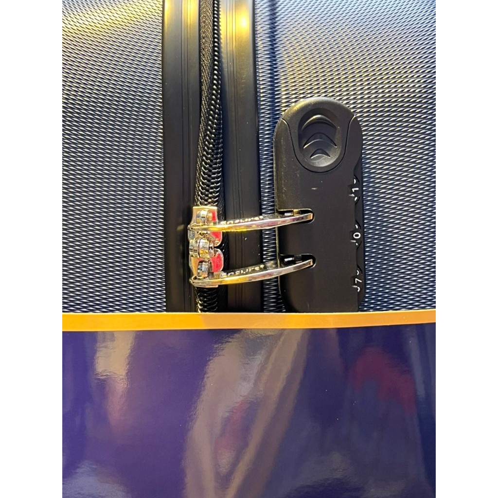 SALE OFF - Vali du lịch 20inch LTZ6158BLU-ENS – quà tặng sữa Ensure