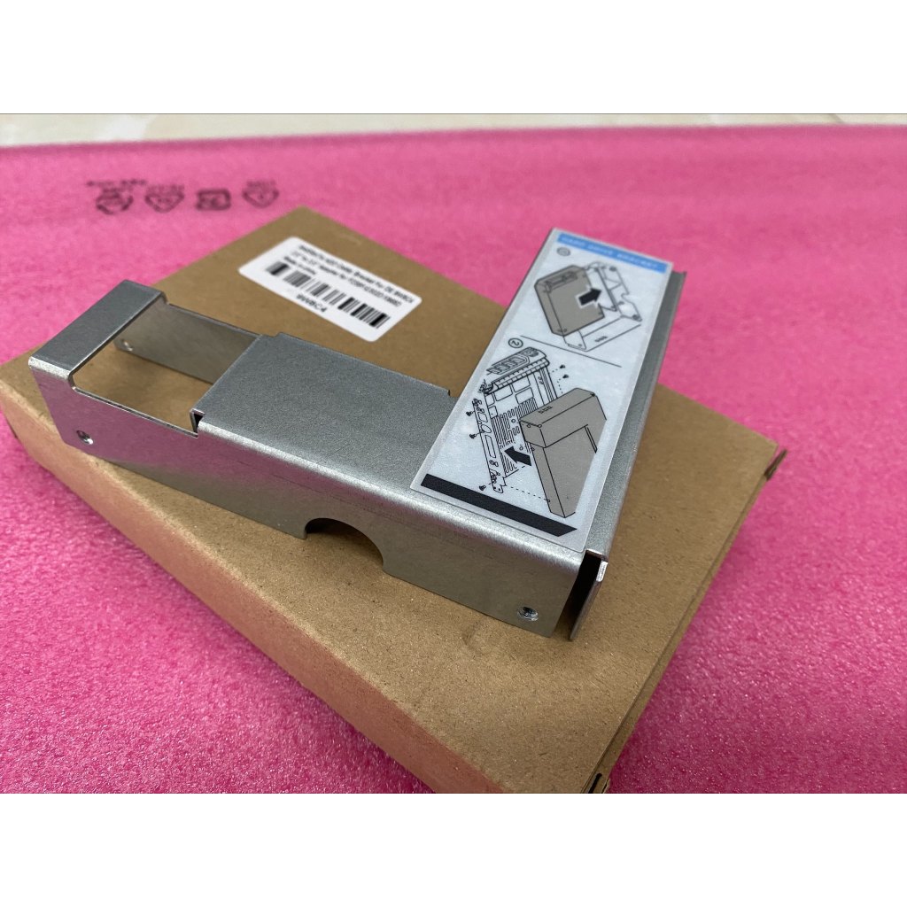 Tray gắn HDD Dell 3.5-2.5 SAS/SATA/SSD Convert Caddy - 9W8C4