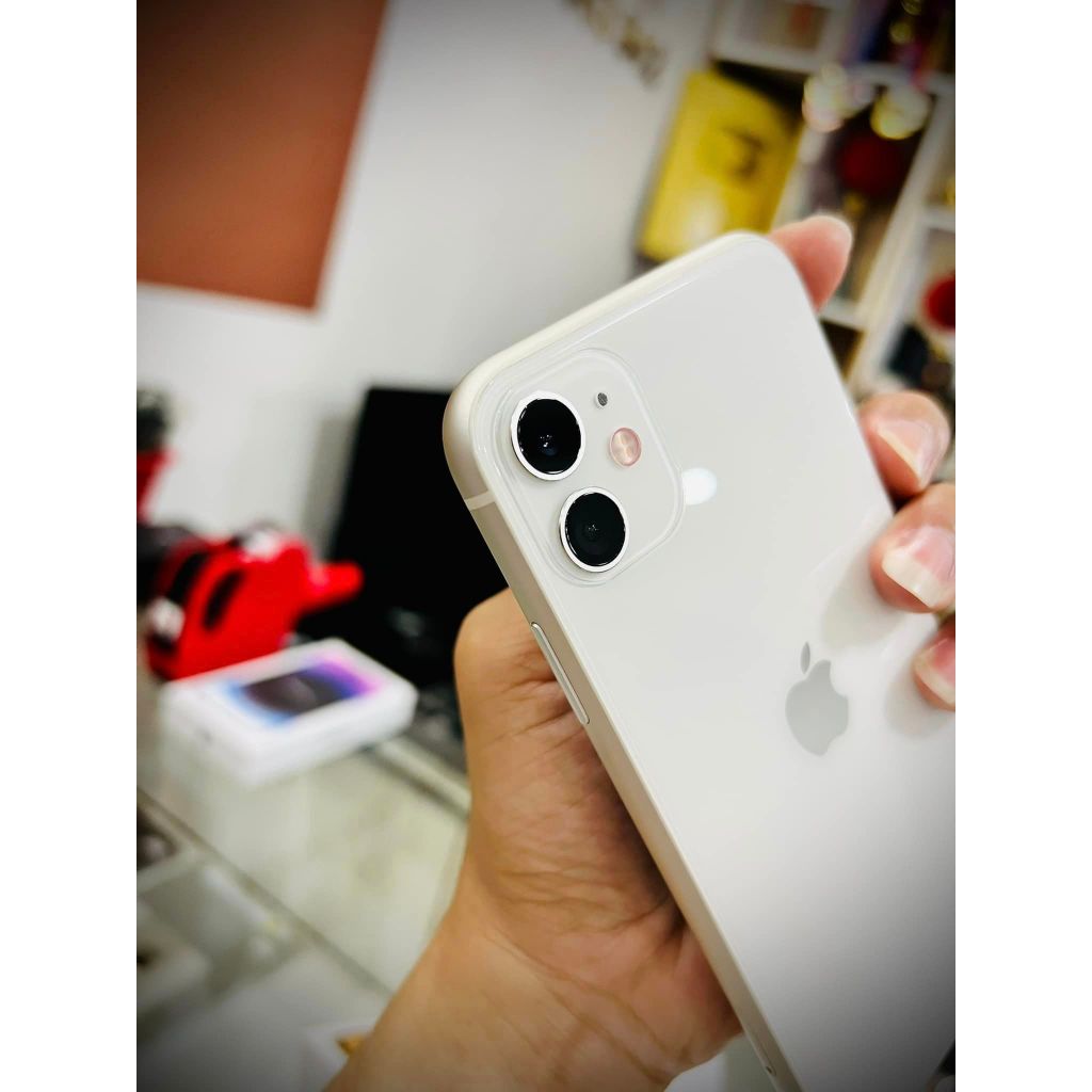 Điện thoại lP 11Thường bộ nhớ 256GB máy quốc tế, pin trâu chơi game thoải mái, bảo hành 12 tháng