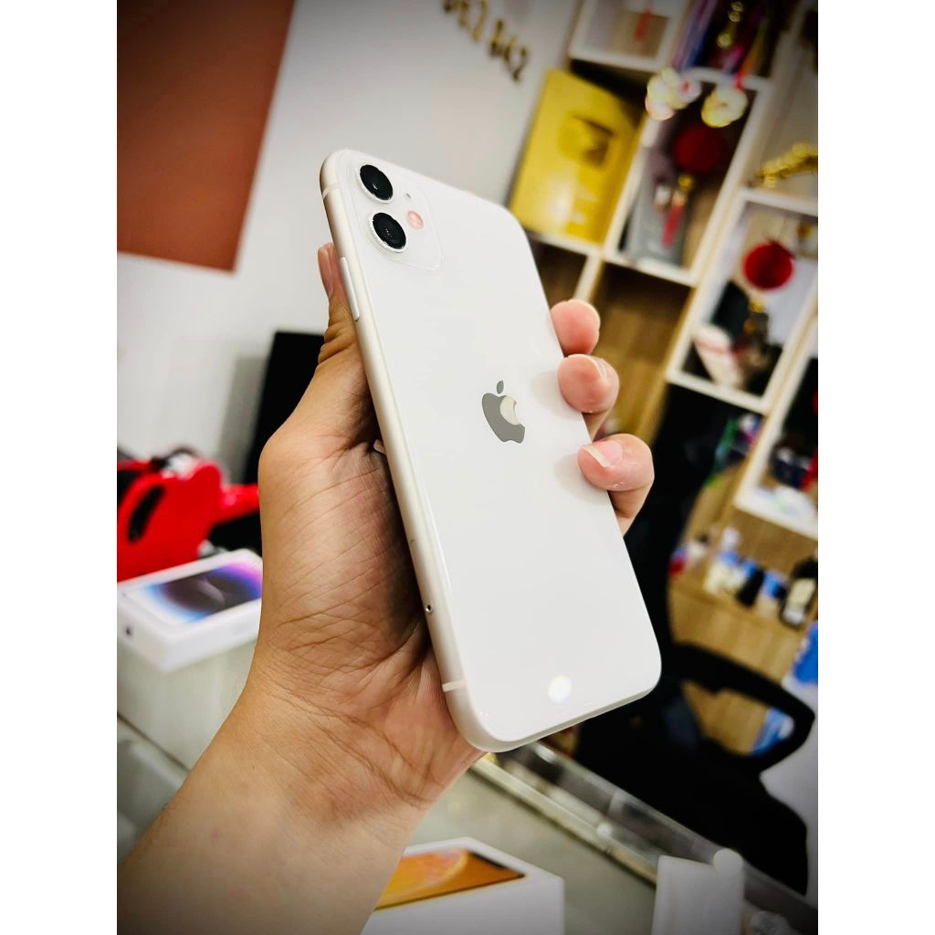 Điện thoại lP 11Thường bộ nhớ 256GB máy quốc tế, pin trâu chơi game thoải mái, bảo hành 12 tháng