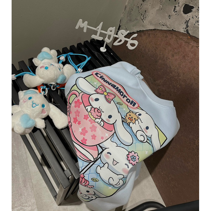 Áo nỉ thỏ màu xanh pastel kèm thỏ bông đeo chéo hàng QC