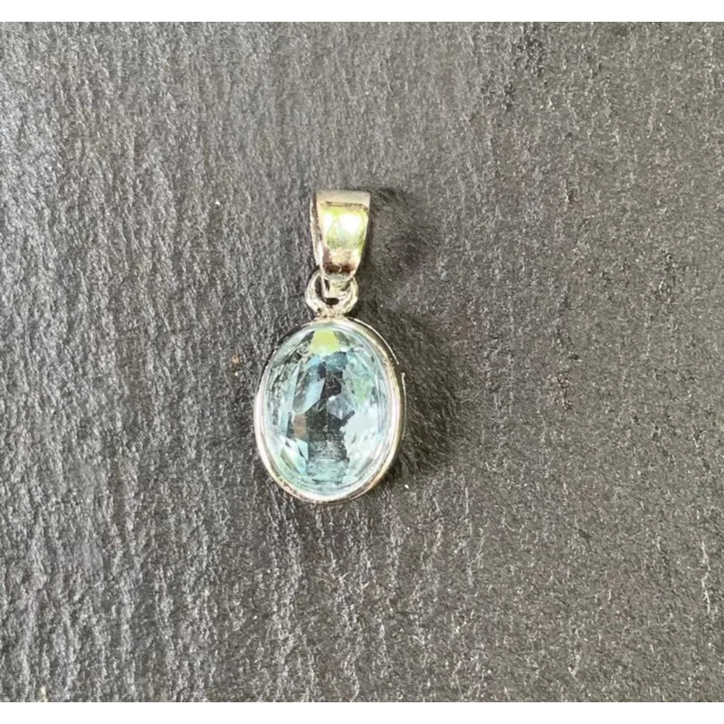 Mặt charm blue topaz facet