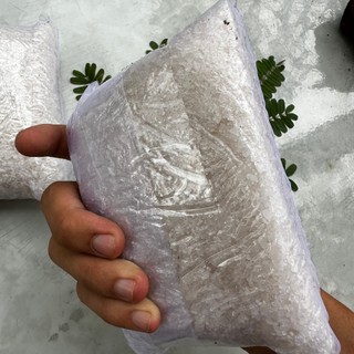 Muối hạt vệ sinh hồ cá cảnh thủy sinh