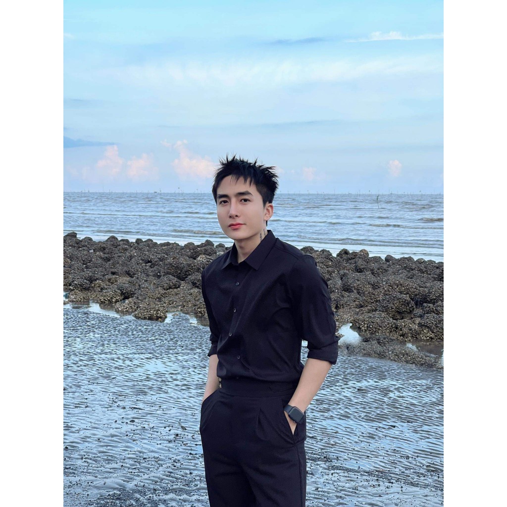 ÁO SƠ MI FORM ÔM- CHUOTCONG M8601