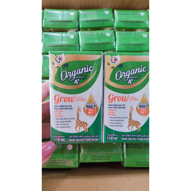 sữa pha sẵn oganic hương vani (1 thùng 12 vỉ 110ml)