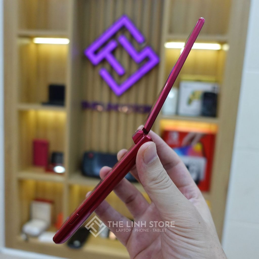 Điện thoại nắp gập Sharp 807sh có 4G WIFI - Màn hình phụ bên ngoài