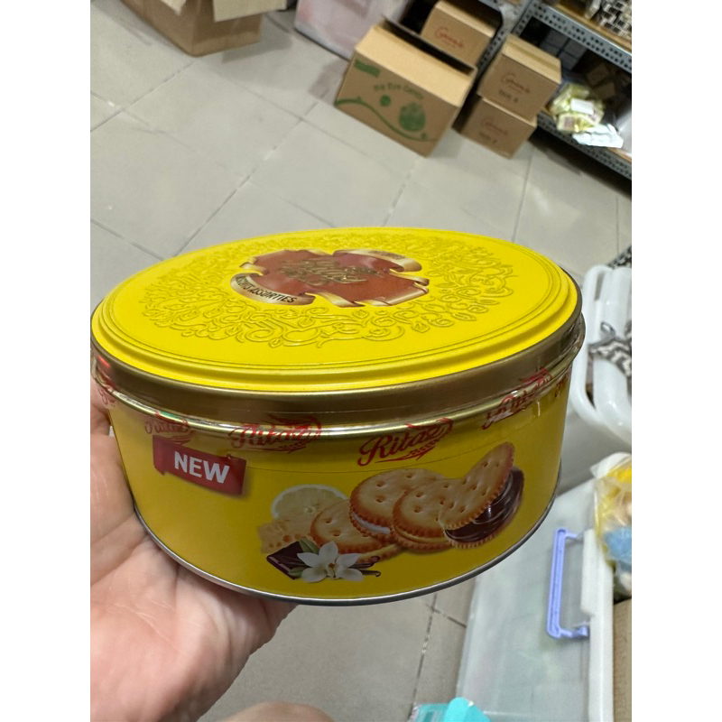 Bánh Quy Ritaz Gold Assorted Biscuits 90g HT tròn nhỏ