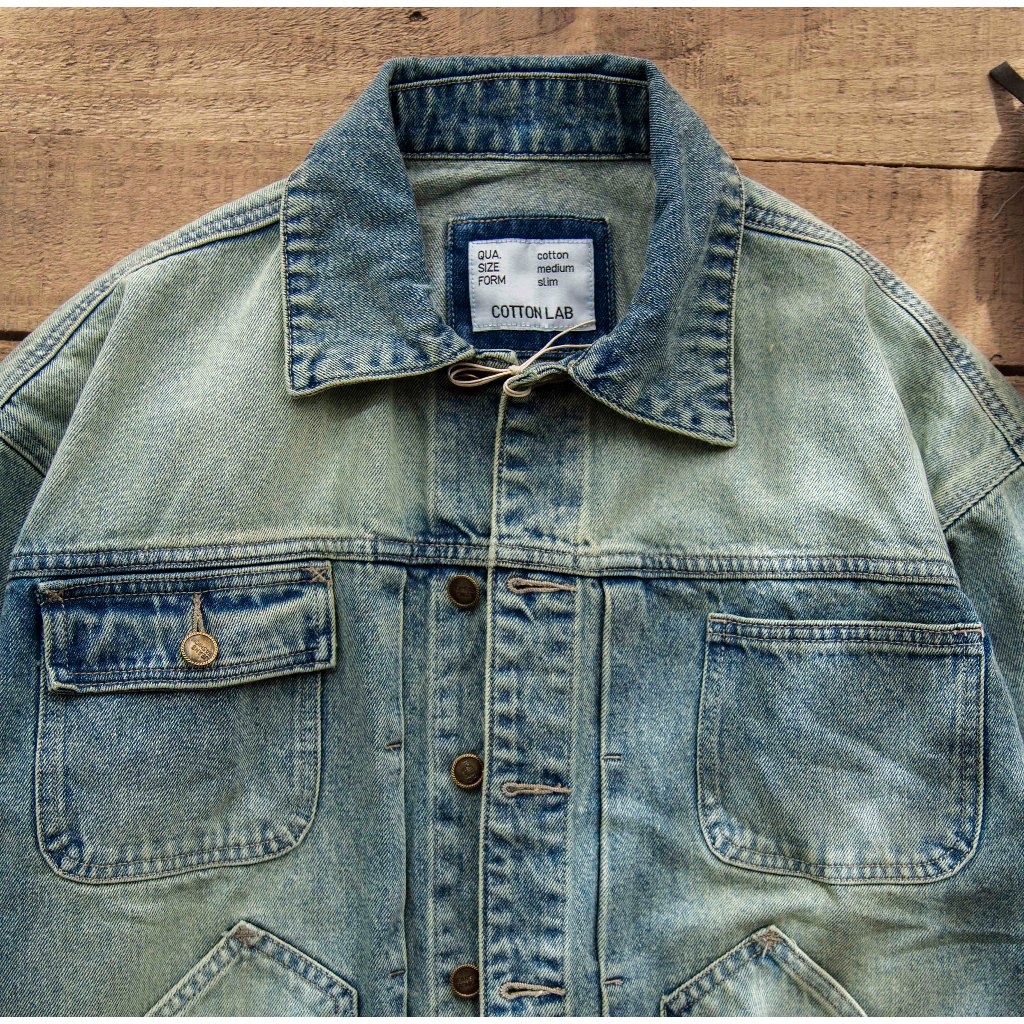 Áo khoác jean nam LAB+ COTTONLAB màu xanh wash vải Denim form crop - LAB230903