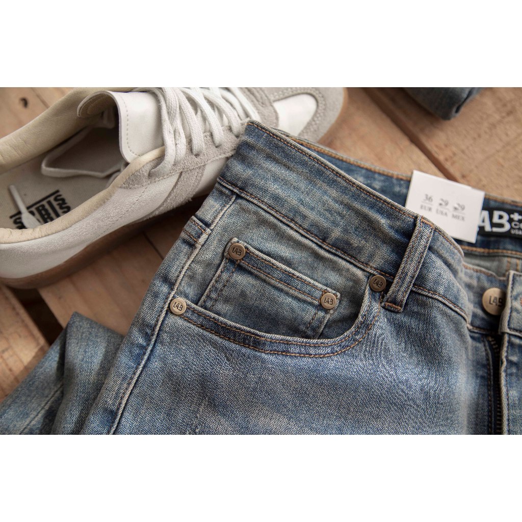 Quần jean nam LAB+ COTTONLAB quần bò nam màu xanh wash chất co giãn cao cấp from slimfit -LAB230902