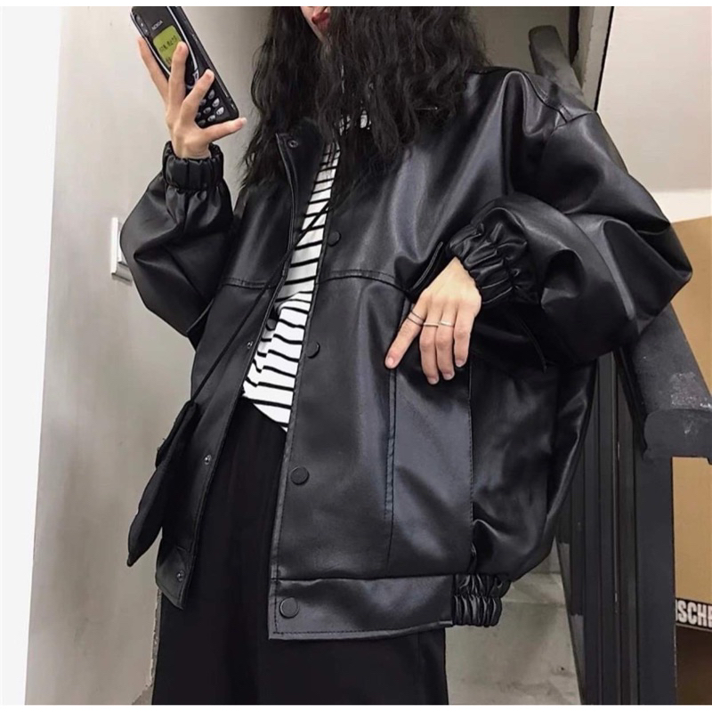 Áo Khoác Da Thêu Logo, Áo Khoác Bomber Da Unisex Nam Nữ Tay Bồng Form Dáng Rộng có túi Ulzzang