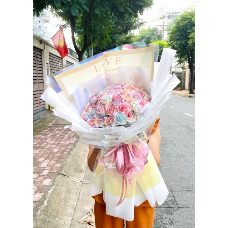 HỘP 50 BÔNG HOA HỒNG SÁP 3 LỚP THƠM XỊT SƠN LOANG MÀU ĐẸP