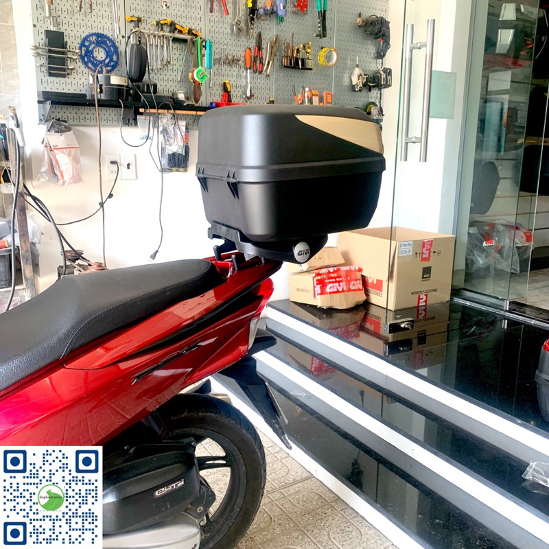 Combo baga Givi SRV & thùng B32 Gold cho xe PCX