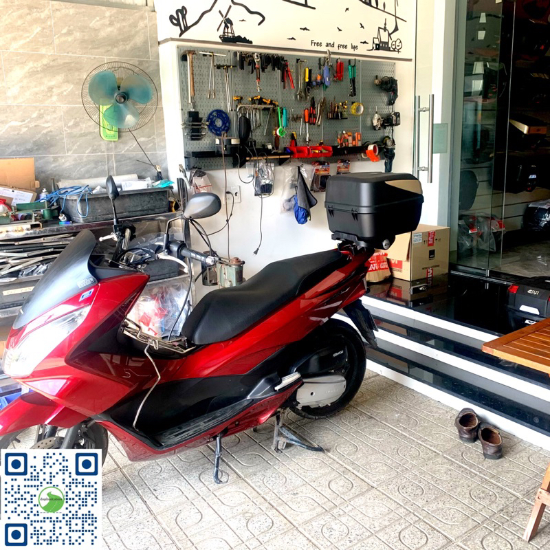 Combo baga Givi SRV & thùng B32 Gold cho xe PCX