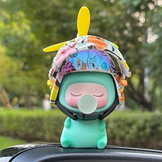 Rồng Baby thổi bong bóng gắn mũ bảo hiểm chong chóng kính mắt keo dán. Trang trí xe đạp điện, xe máy